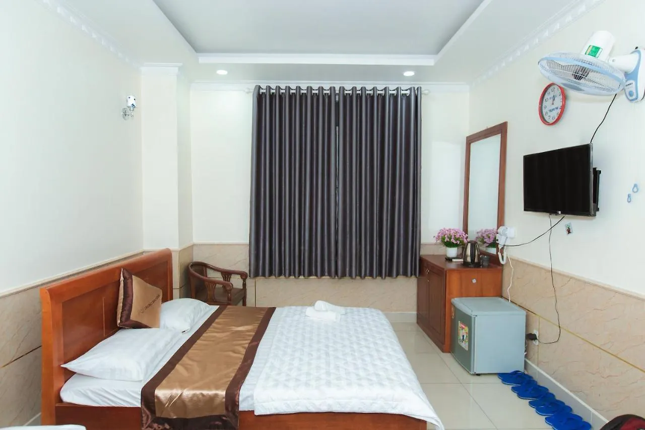 **  Oyo 1175 Trung Mai Hotel Ho Chi Minh City Vietnam