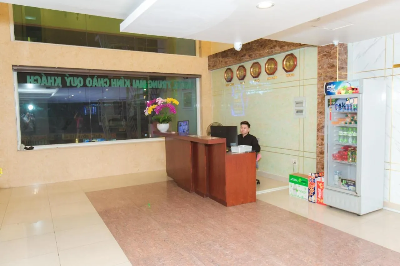 Oyo 1175 Trung Mai Hotel Ho Chi Minh City 2*,